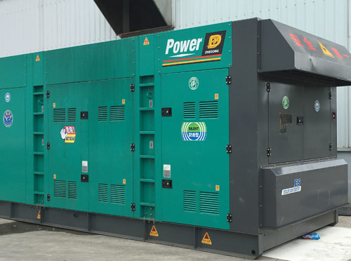 神池升级发电机组的过程中需要注意哪些安全事项？