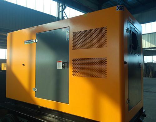 神池汽油发电机组电瓶电解液的密度应该保持在什么范围？